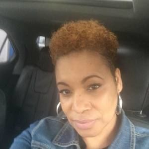 Meet your Posher, Monica